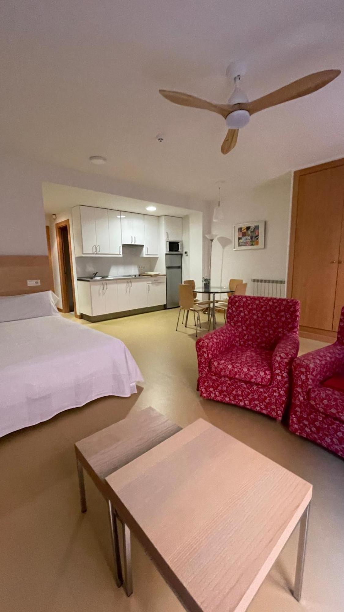 Apartamentos Real Alfoli เอลบูร์โก เด ออสมา ภายนอก รูปภาพ